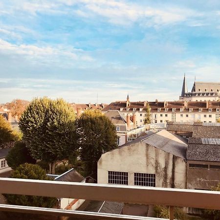 Le Casanova - Appartement avec parking et balcon vue Cathédrale Chartres Exterior foto