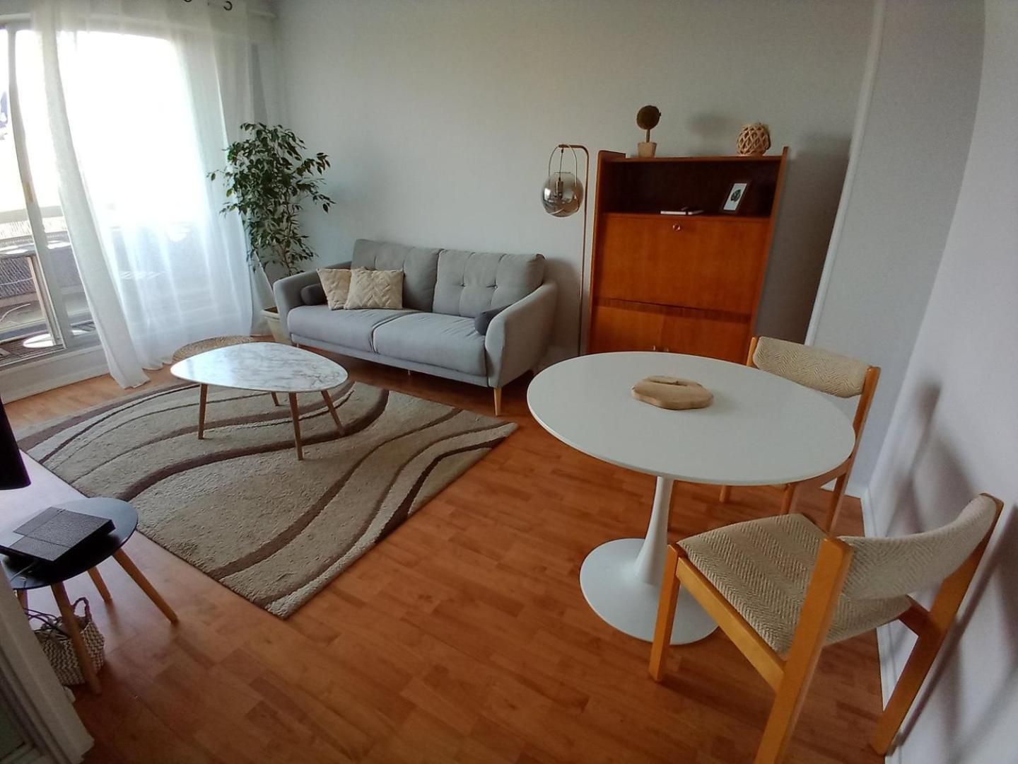 Le Casanova - Appartement avec parking et balcon vue Cathédrale Chartres Exterior foto
